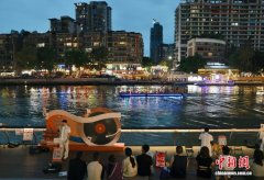 成都锦江河畔夜景如画